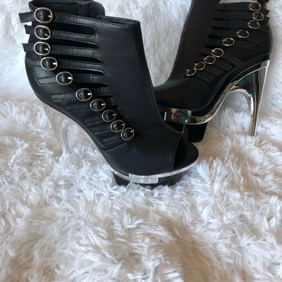 Size 9, black and silver heel - Picture 2 of 2